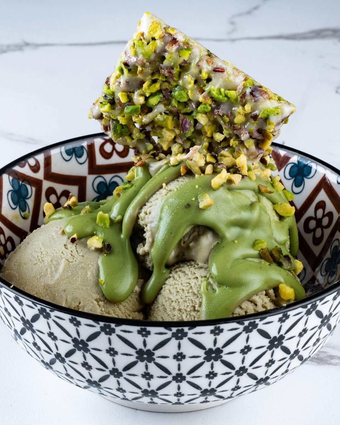 Portfolio Stacce Agency - Eden: Pizzeria dal concept giovane e dinamico. Abbiamo curato foto, video e strategie social per comunicar